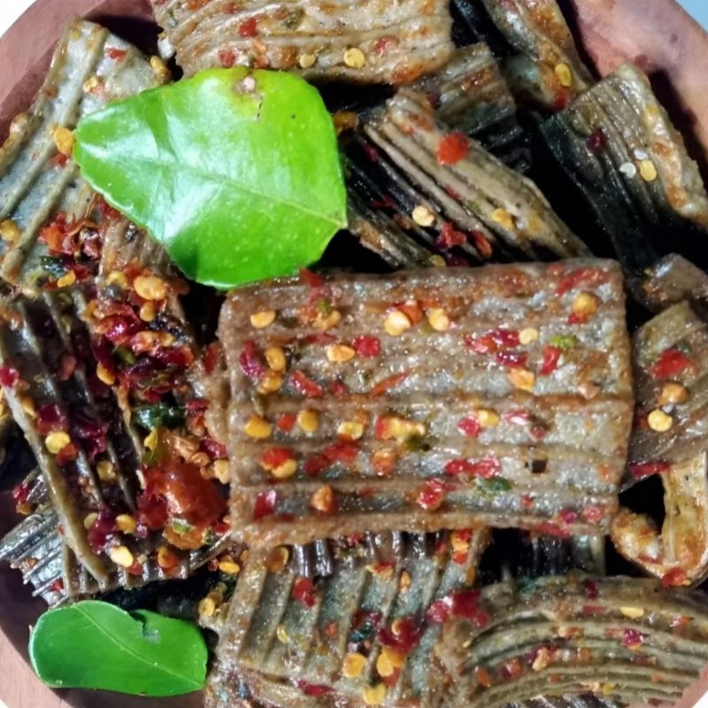 Krupuk Seblak Jengkol Pedas 500 Gram (kukarasa snack)